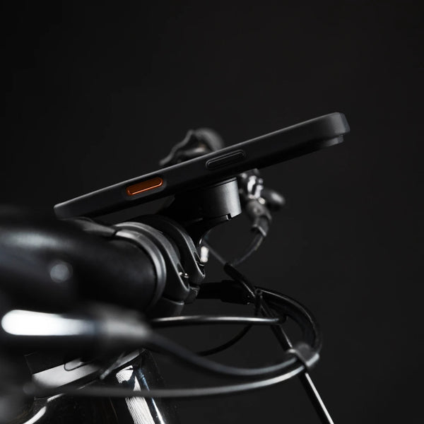Low-profile handlebar mount for everyday riding