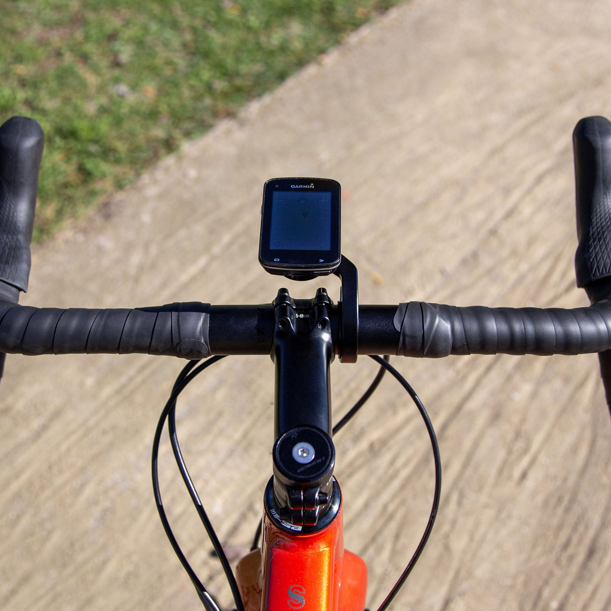 Garmin Edge 1030 Plus Bike Computer - GPS, Wireless, Black Bike