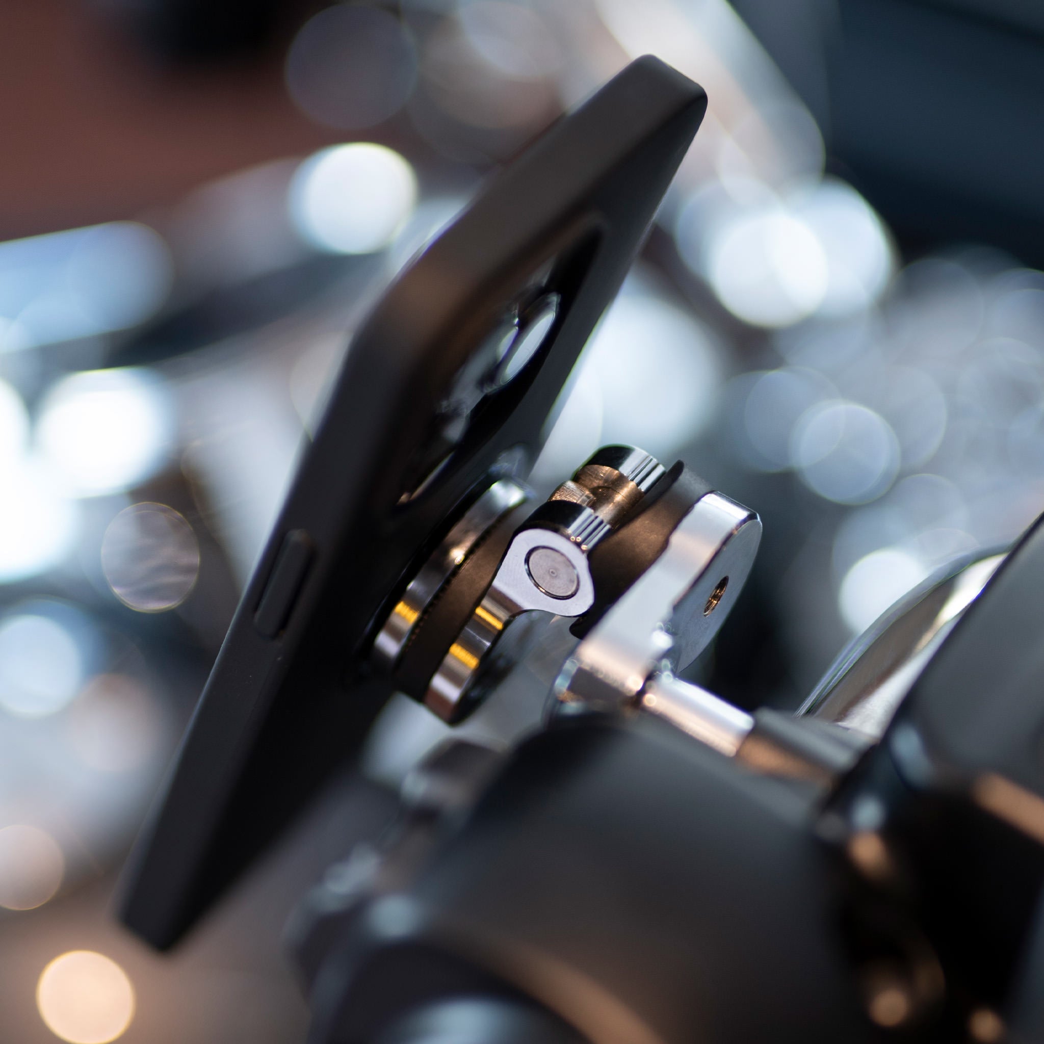 Clutch Mount Pro | SP Connect